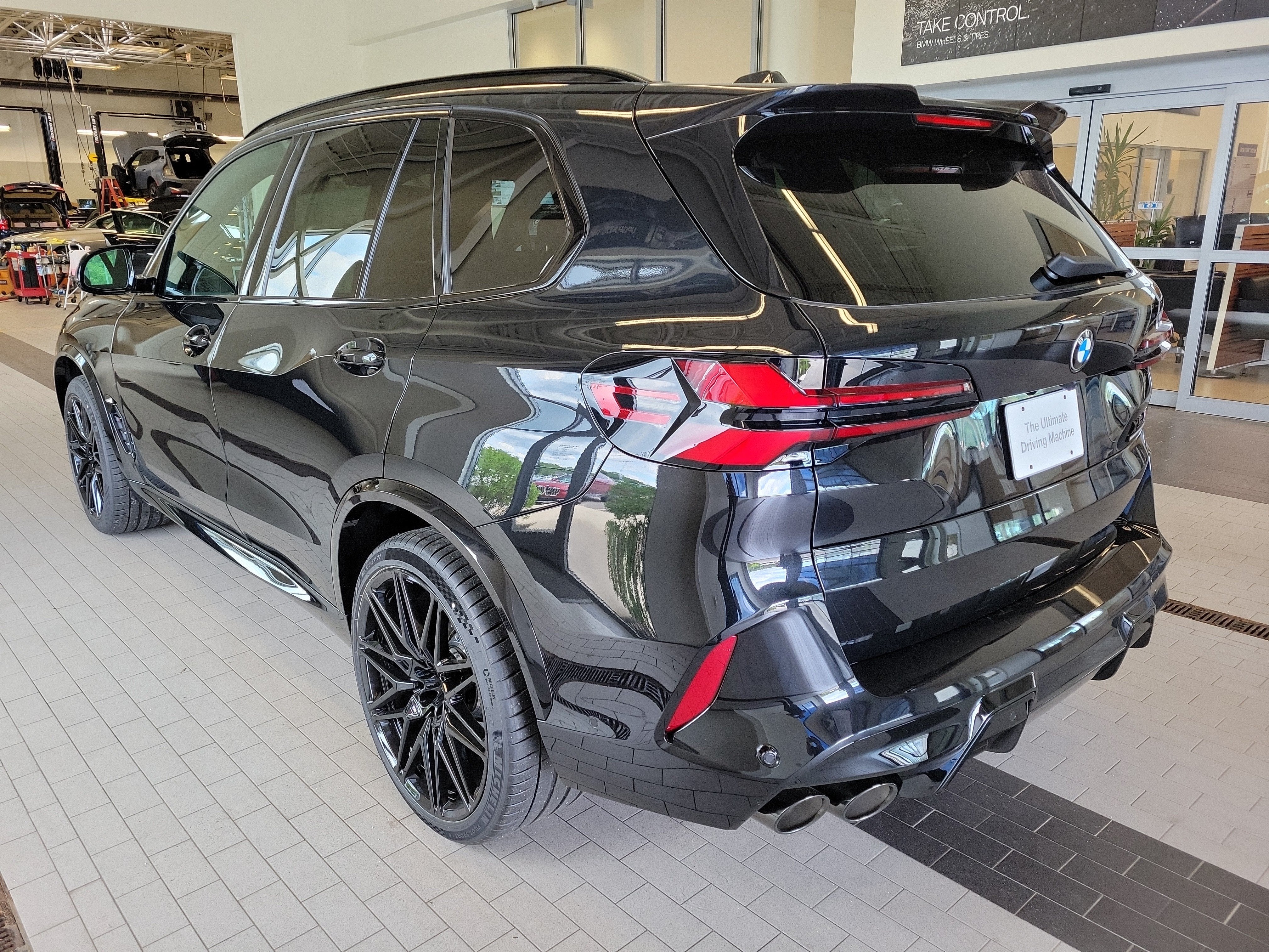2026 BMW X5 M — detail view